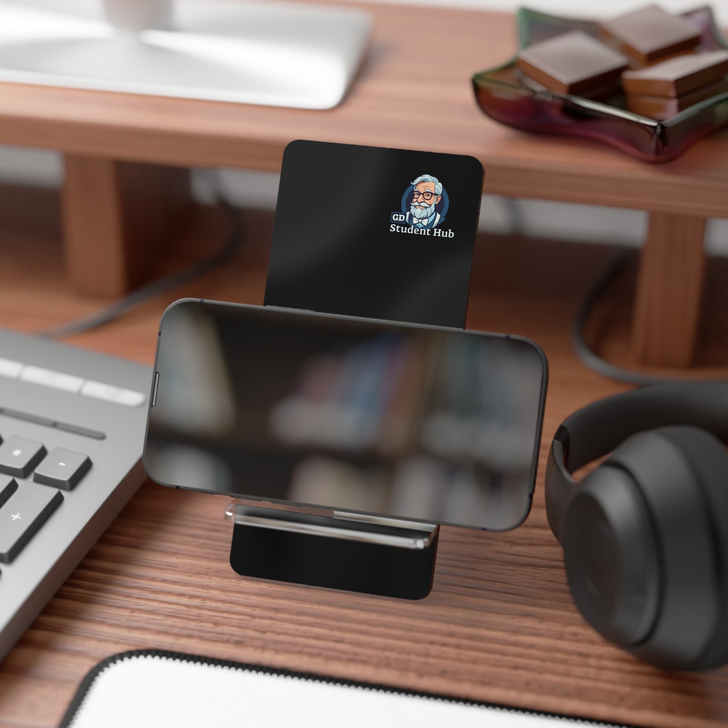 Sleek & Functional: Mobile Display Stand for Smartphones