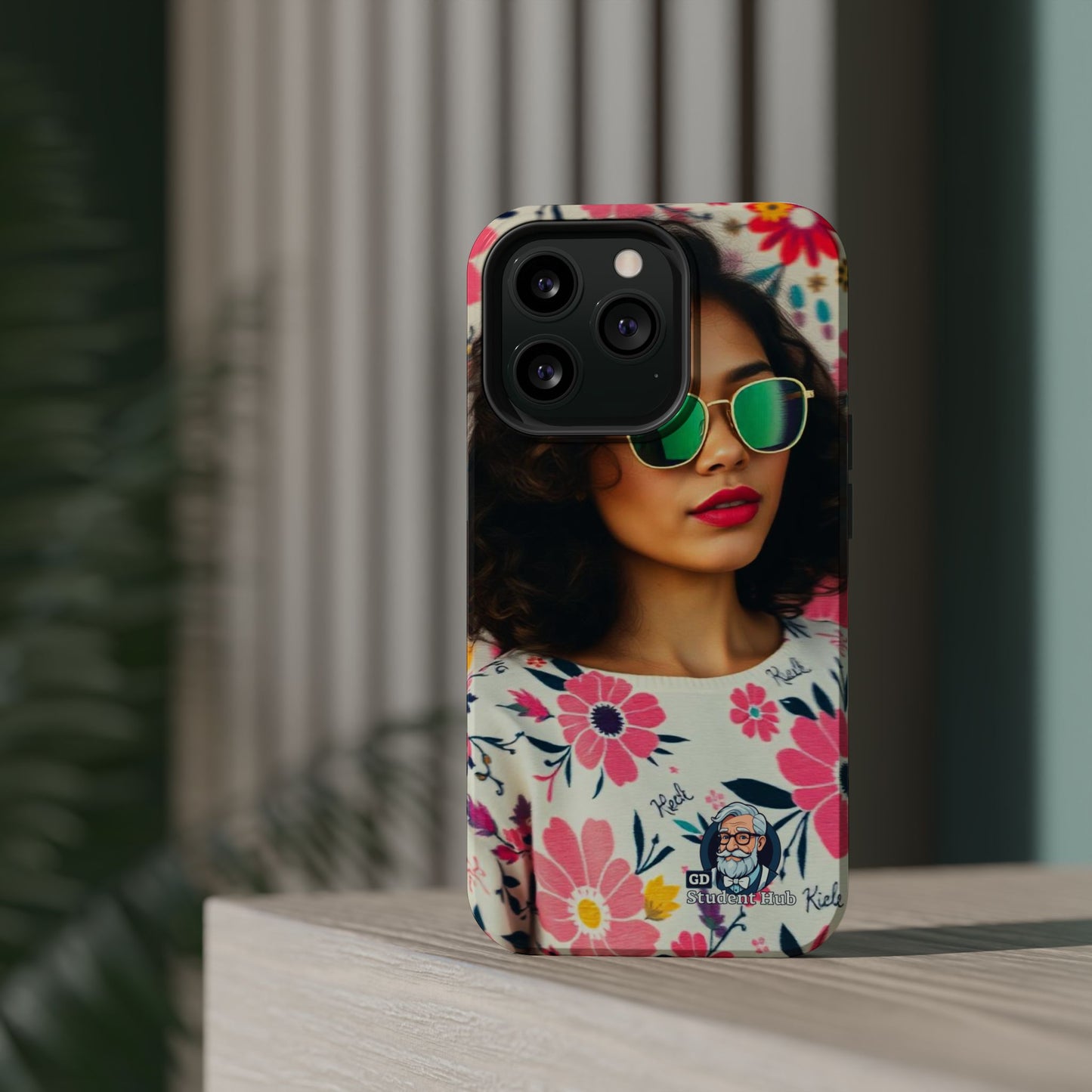 Snap & Go: Magnetic Tough Cases for Your Bold Lifestyle
