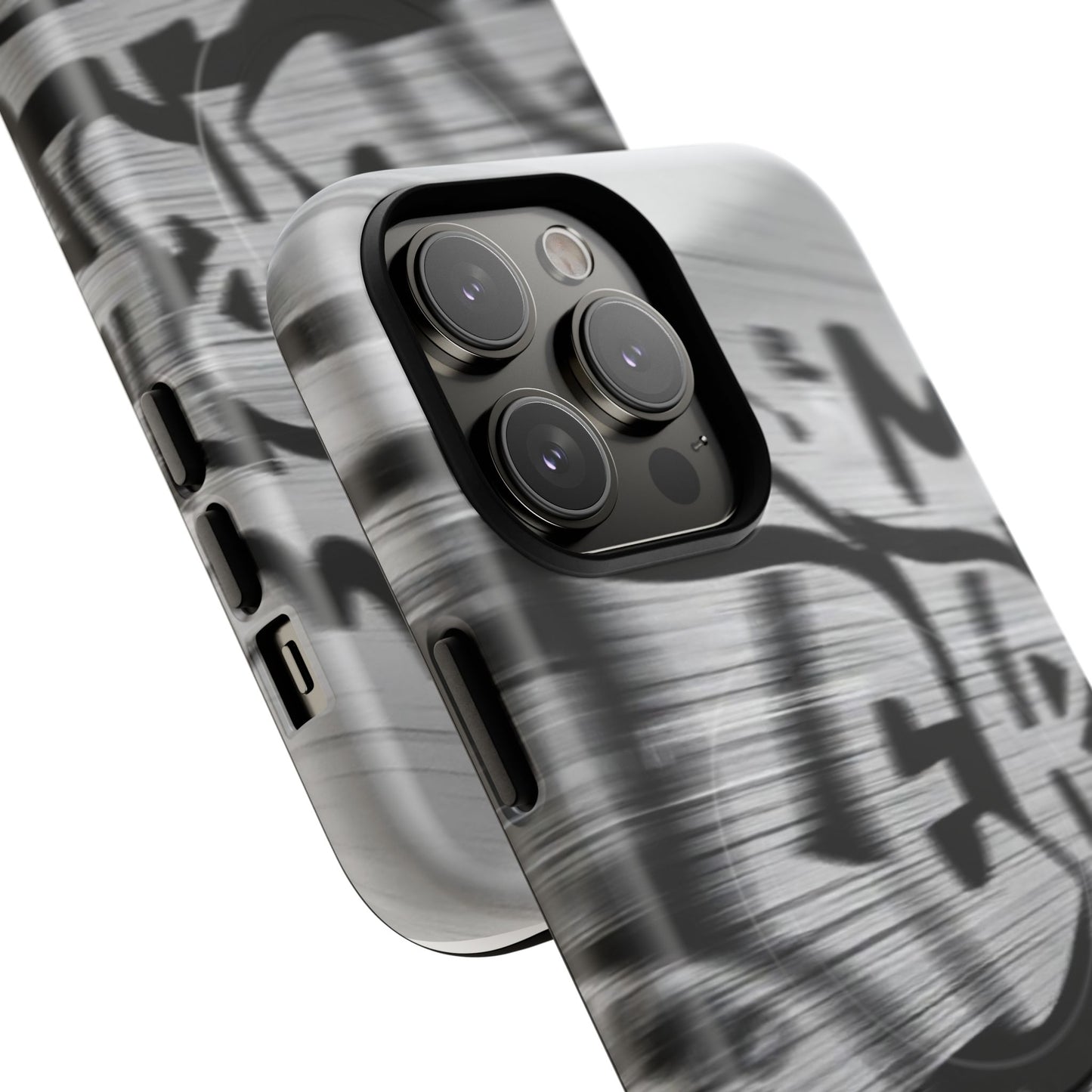 Magnetic Tough Case: Stylish Protection with MagSafe® Ready Power