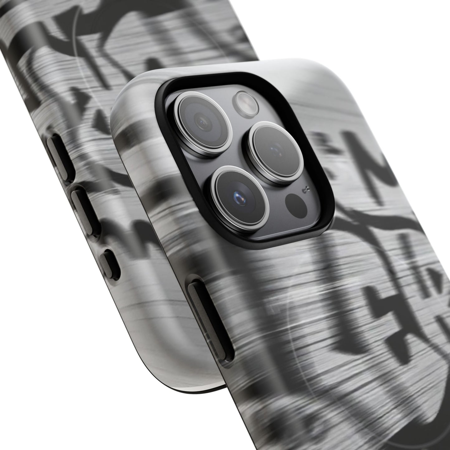Magnetic Tough Case: Stylish Protection with MagSafe® Ready Power