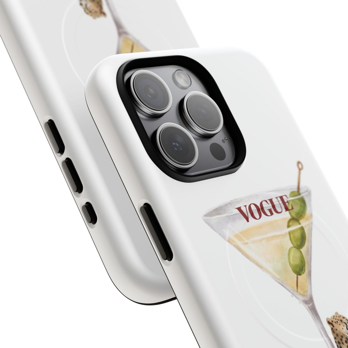 Magnetic Tough Case: Stylish Protection with MagSafe® Ready Power