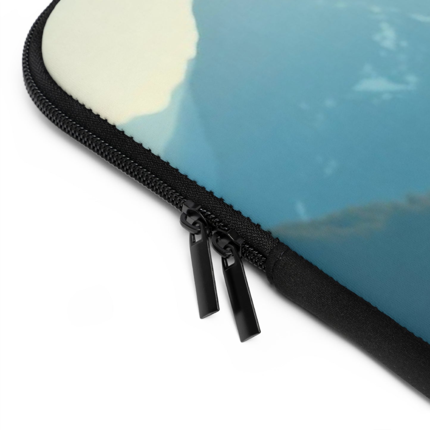 Sleek & Secure: Custom Laptop Sleeve for On-the-Go Vibes