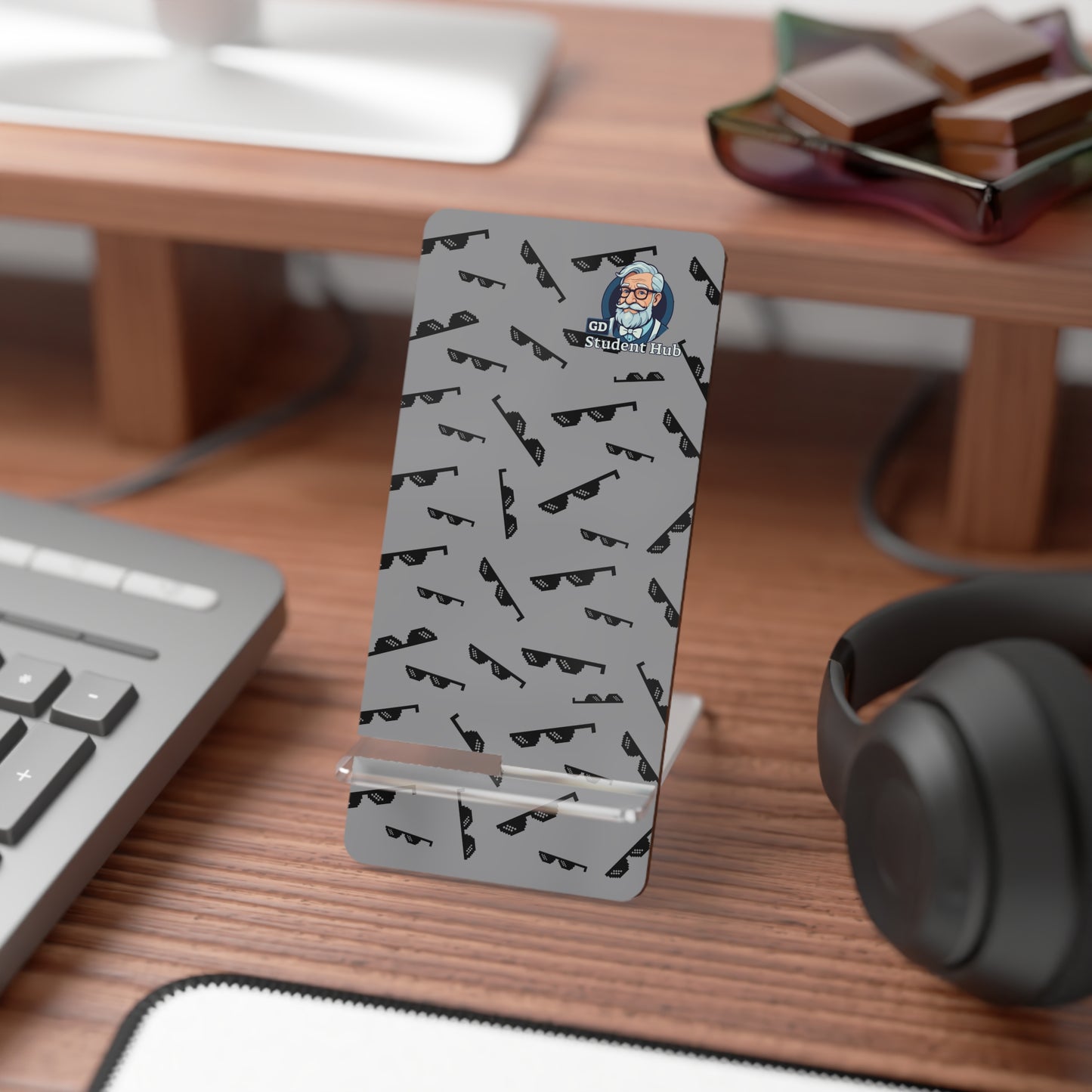 Sleek & Functional: Mobile Display Stand for Smartphones