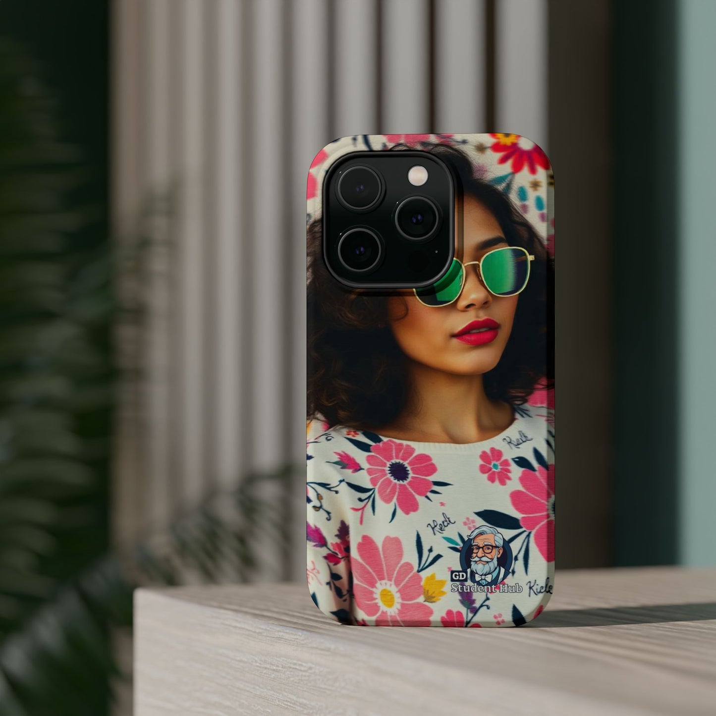 Snap & Go: Magnetic Tough Cases for Your Bold Lifestyle