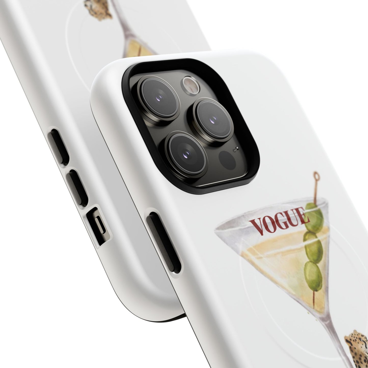 Magnetic Tough Case: Stylish Protection with MagSafe® Ready Power