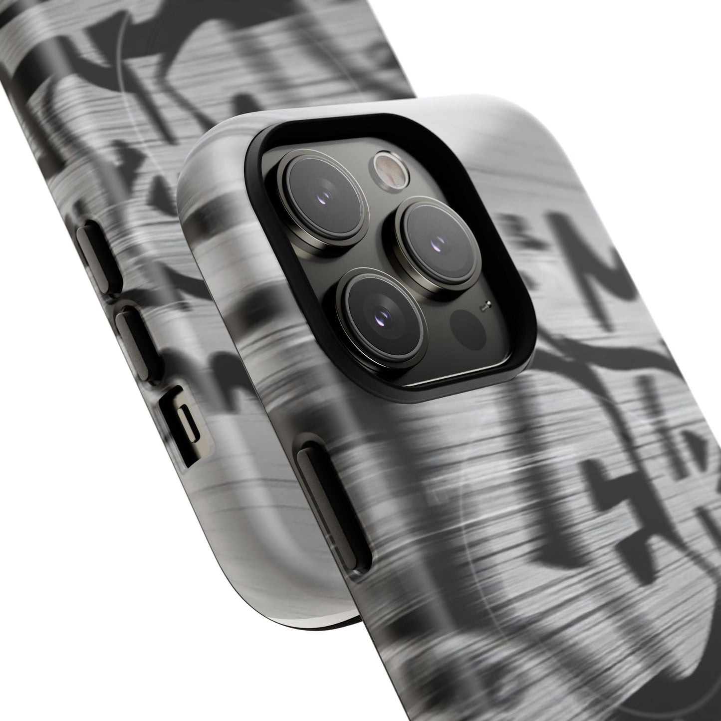 Magnetic Tough Case: Stylish Protection with MagSafe® Ready Power
